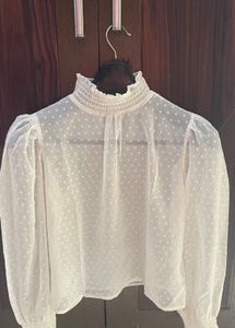 Combo of 4 mesh tops!!!