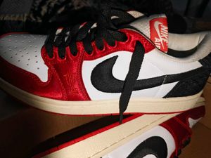 Air Jordan 1 "Chicago" Red &amp; White