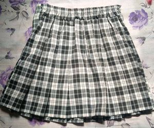 Plaid Pleated Mini Skirt