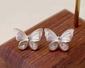 Elegant Black Flower Stud Earrings
