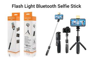 Selfie Stick R15 With Tripod And Flashlight Remote