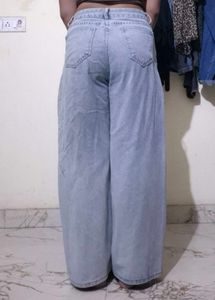 Light Wash Ripped Wide Leg Jeans