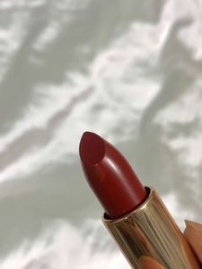 Lakme Ultimate Glam Satin Matte Lipstick