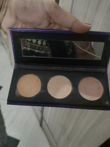 Sugar Contour De Force Highlighter Palette