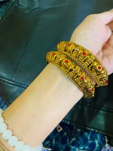 Combo Of 3 Bangles Set💛🧡🤎