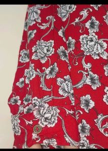 Chic Red Floral Print Shirt Dress