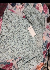 Floral Puff Sleeve Top with Tag