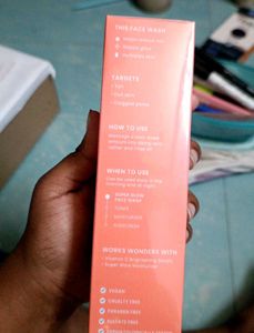Foxtale Super Glow Face Wash