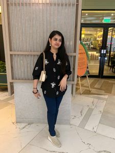 Stylish Black Floral Print Top
