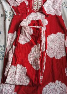 🆕 🆕Stylish Red Floral Kurta Set