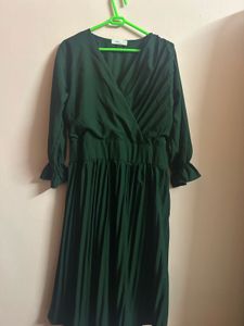 Elegant Green Midi Dress