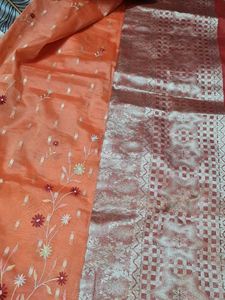 Elegant Orange Floral Saree🧡