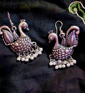 Birdie Earrings