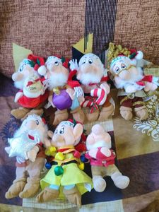 Disney Sniwwhite 7 dwarf