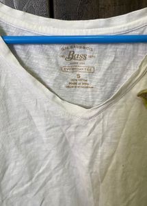 White Cropped V-Neck T-Shirt with Floral Embroider