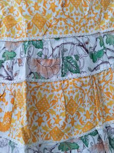 Tiered Floral Print Midi Skirt
