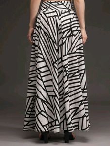 Flared white,black Geometric Print trousers