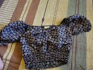 Off-Shoulder Floral Tie-Front Crop Top