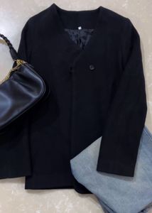 Chic Black Blazer