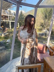 Ready to wear(stitched)velvet mist saree