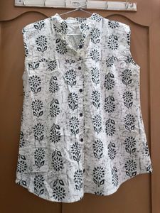 Vintage Sleeveless Floral Shirt