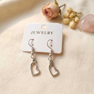Heart Outline Dangle Earrings