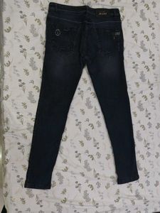 Stylish Dark Wash Denim Jeans