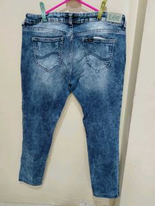 Women jeans