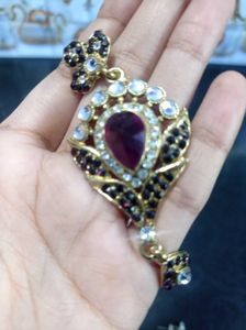 Exquisite Purple Stone Drop Earrings