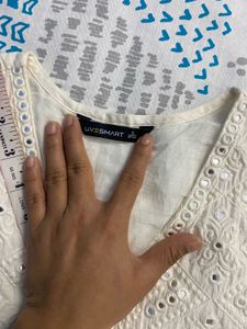 Elegant White Embroidered Kurta