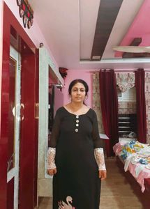 Elegant Black Kurta with Swan Embroidery