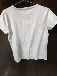 basic fitted white t shirt