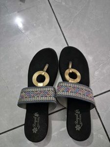 Stylish Women's Black Flat Sandals