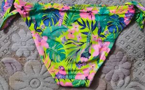 Vibrant Tropical Print Bikini Bottoms