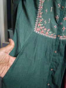 Collar Necked Green Kurti Without Buttom