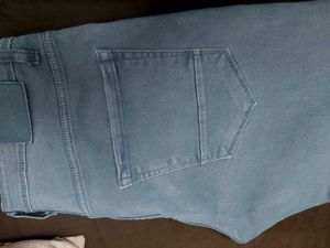 men Light Wash Denim Jeans