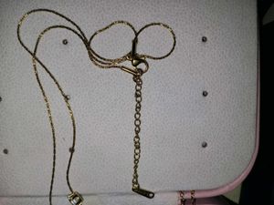 Delicate Solitaire Pendant Necklace