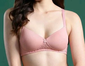 Lightly Paded T-shirt Bra | Leading Lady
