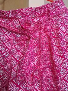 Stylish Pink Printed Shorts for Women