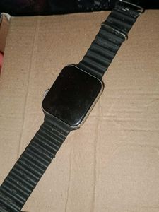 Smartwatch with Black Band non working