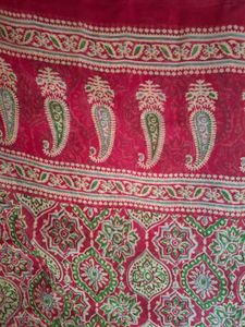 Beautiful Pink Paisley Saree