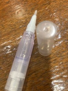 nail/cuticle oil pen
