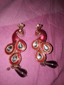 🎉Brand New 🎀🎁beautiful Studded Earrings