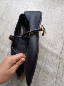 Women Flat Pointed