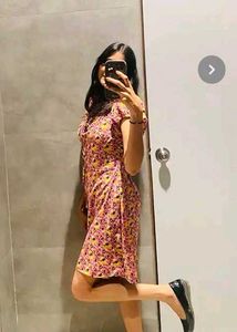 Floral Print Puff Sleeve Dress size- S
