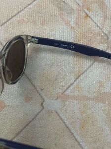 Stylish Blue Mirrored Sunglasses