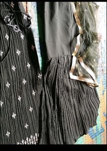 Elegant Black &amp; White Embroidered Kurti Set