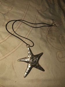 Starfish Pendant Necklace