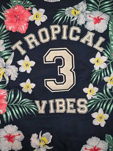 Tropical Vibes Graphic Sweatshirt