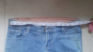 Graphic detail  Light Wash Jeans for girls